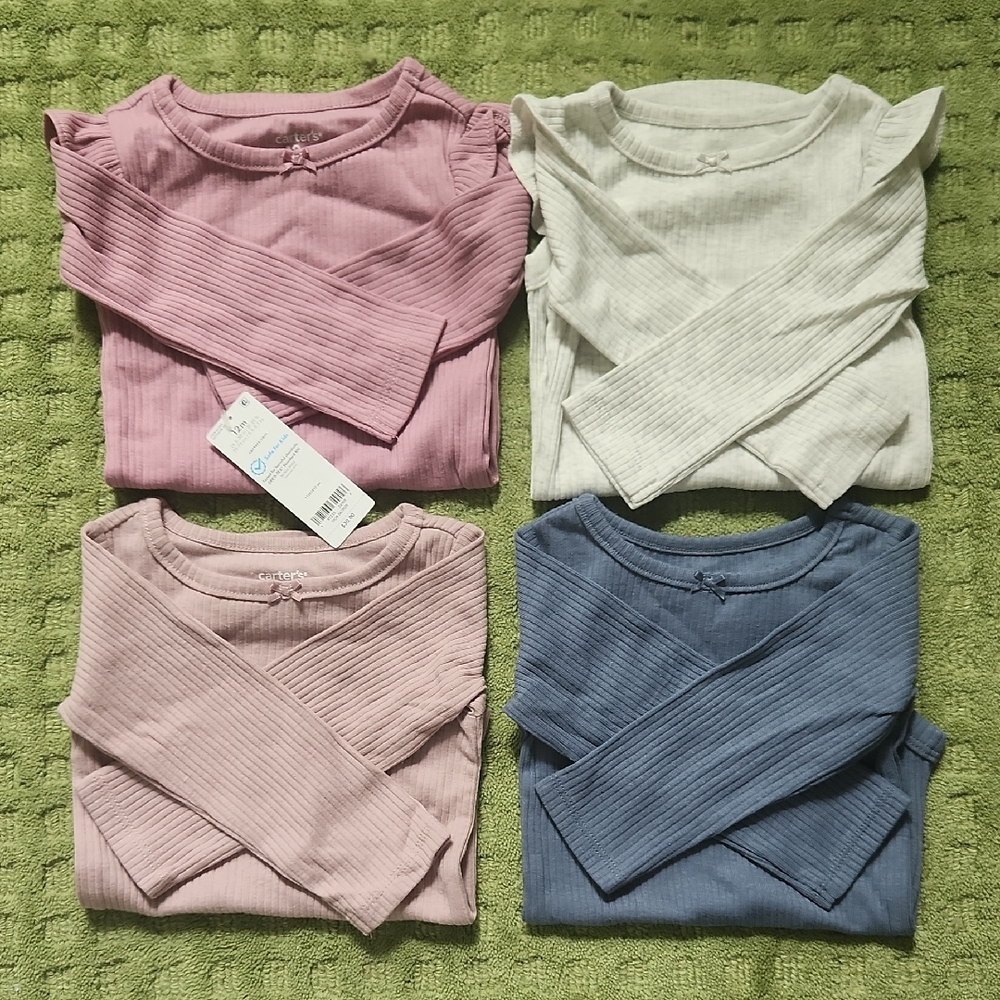 NWT Carter's Ribbed Long Sleeve Onesie Set 12 Months